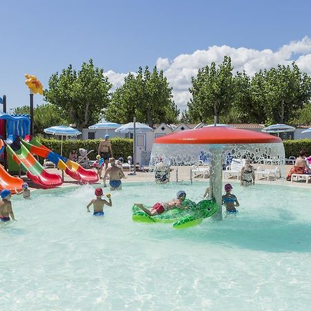 Riva Nuova Camping Village Martinsicuro Exterior photo